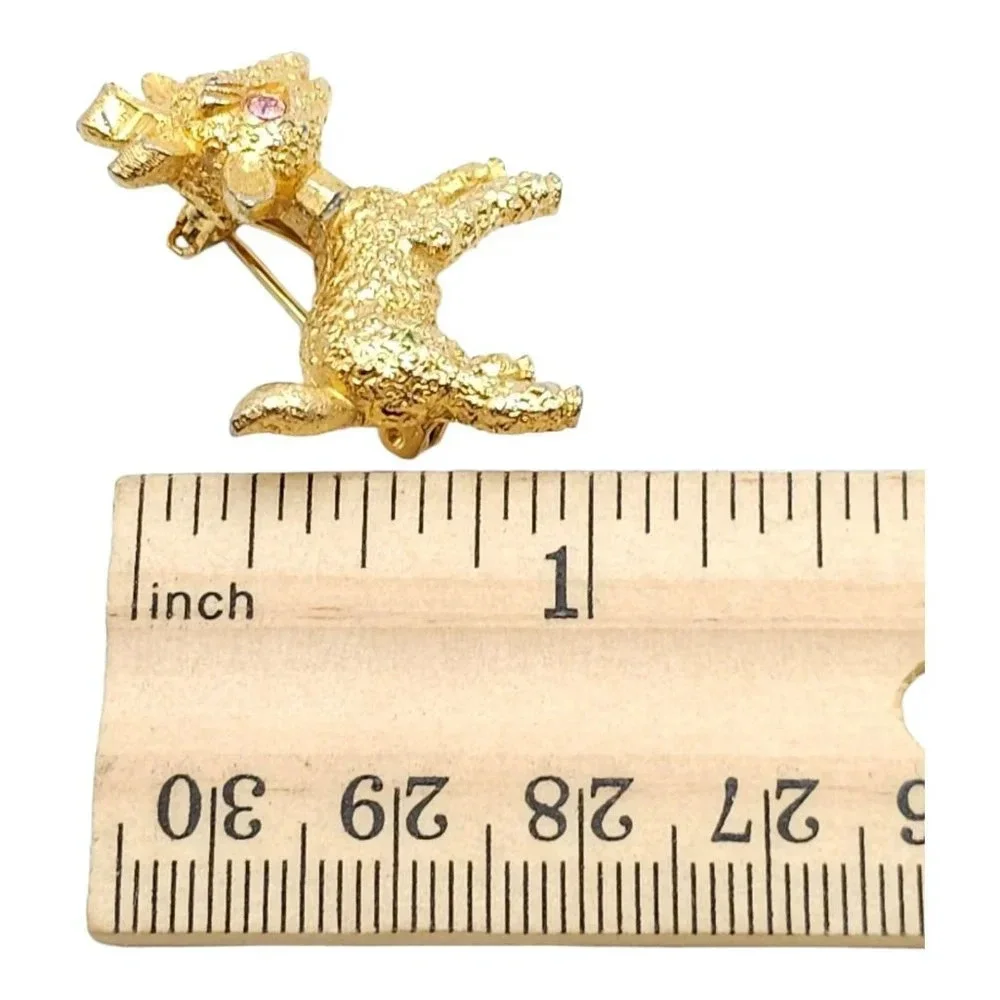 Mamselle Textured Pink Eye Lamb Sheep Bow Tie Brooch Pin Gold Tone Vintage